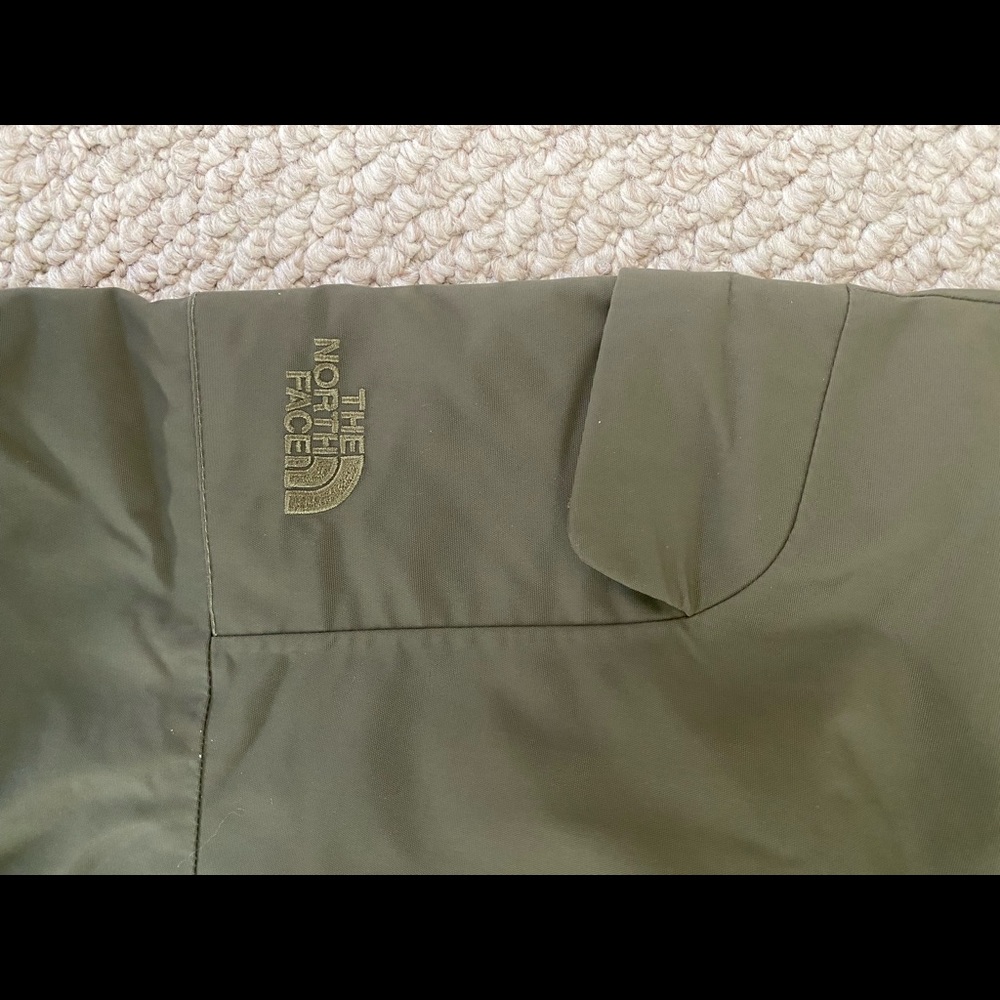 NORTH FACE - Freedom ski pants. Size small. Insulated. - Picture 3 of 6